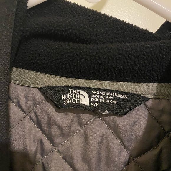 North face light weight jacket size Small - Picture 3 of 3